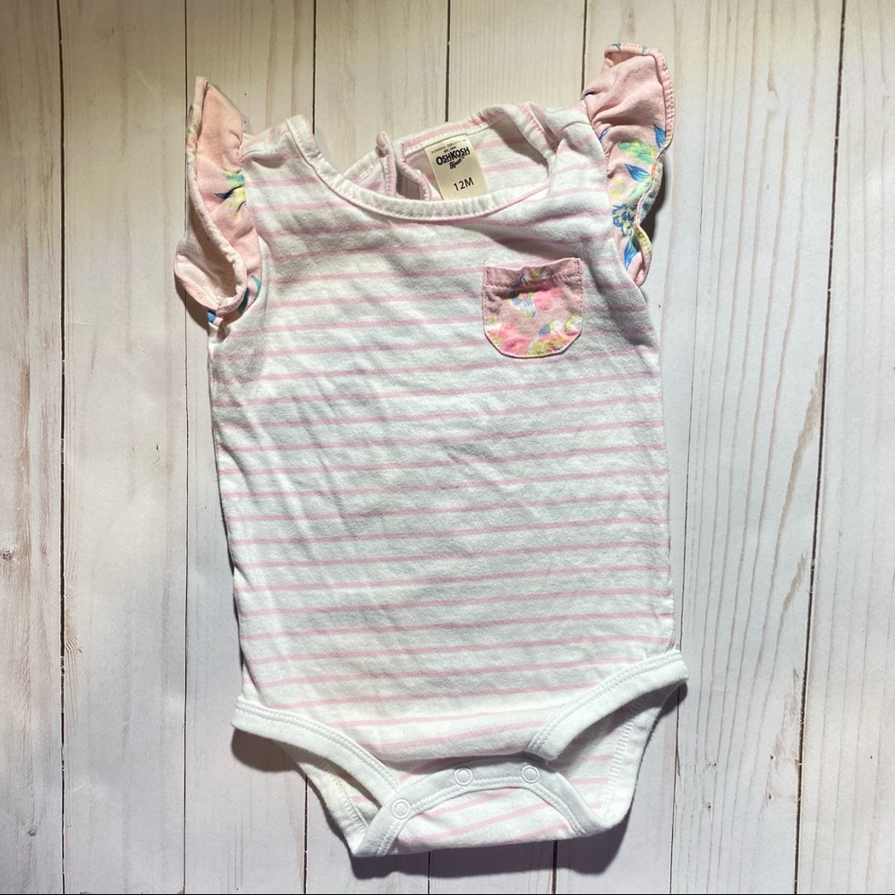 🌟4/$15🌟 Oshkosh Pink Floral and Stripes Bodysuit
